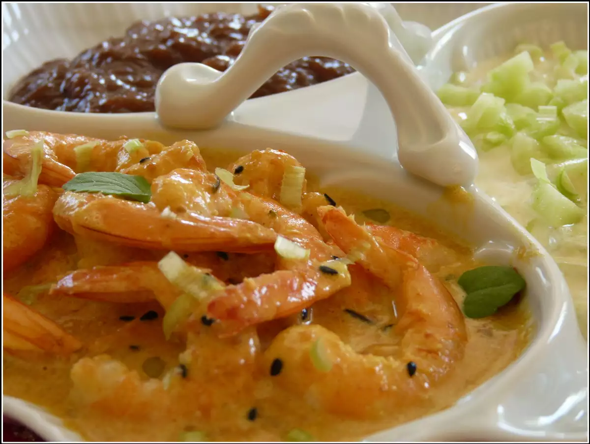 Crevettes raita -  Raita avec des crevettes décortiquées